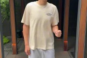周鹏晒日常视频：跺脚变装是这么拍的吗？正好记录在上海的行程